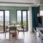 Modern & Stylish 2br Haven By The Sea In Yedikule Apartment Istanbul