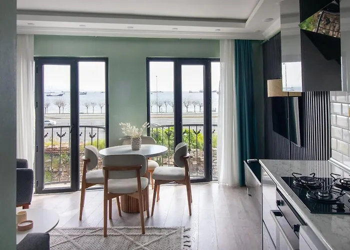 Modern & Stylish 2br Haven By The Sea In Yedikule Apartmán Istanbulská provincie